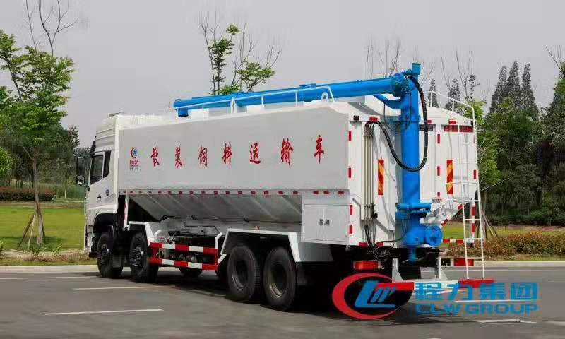 易倍·(中国)体育EMC东风天龙前四后八饲料车侧面图